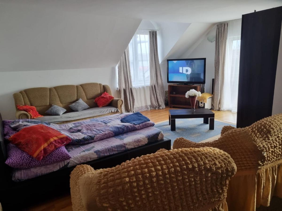 Penthouse Apartament 2 Floors, 2 Bedroom , 2 Bath, 120 Sqm , Inside Yard Parking Kluž Exteriér fotografie