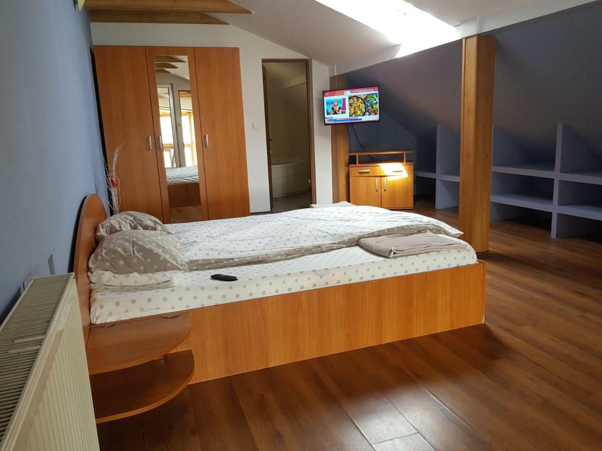 Penthouse Apartament 2 Floors, 2 Bedroom , 2 Bath, 120 Sqm , Inside Yard Parking Kluž Exteriér fotografie